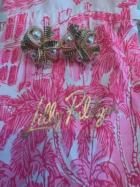 Lilly Pulitzer Pink Palm Gold Floral Clip Earrings with Pearls- New